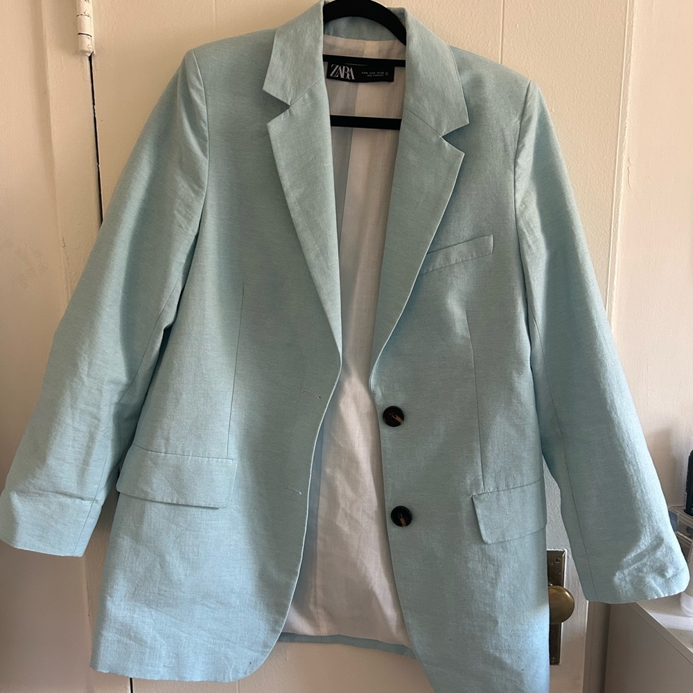 Oversized linen blazer
